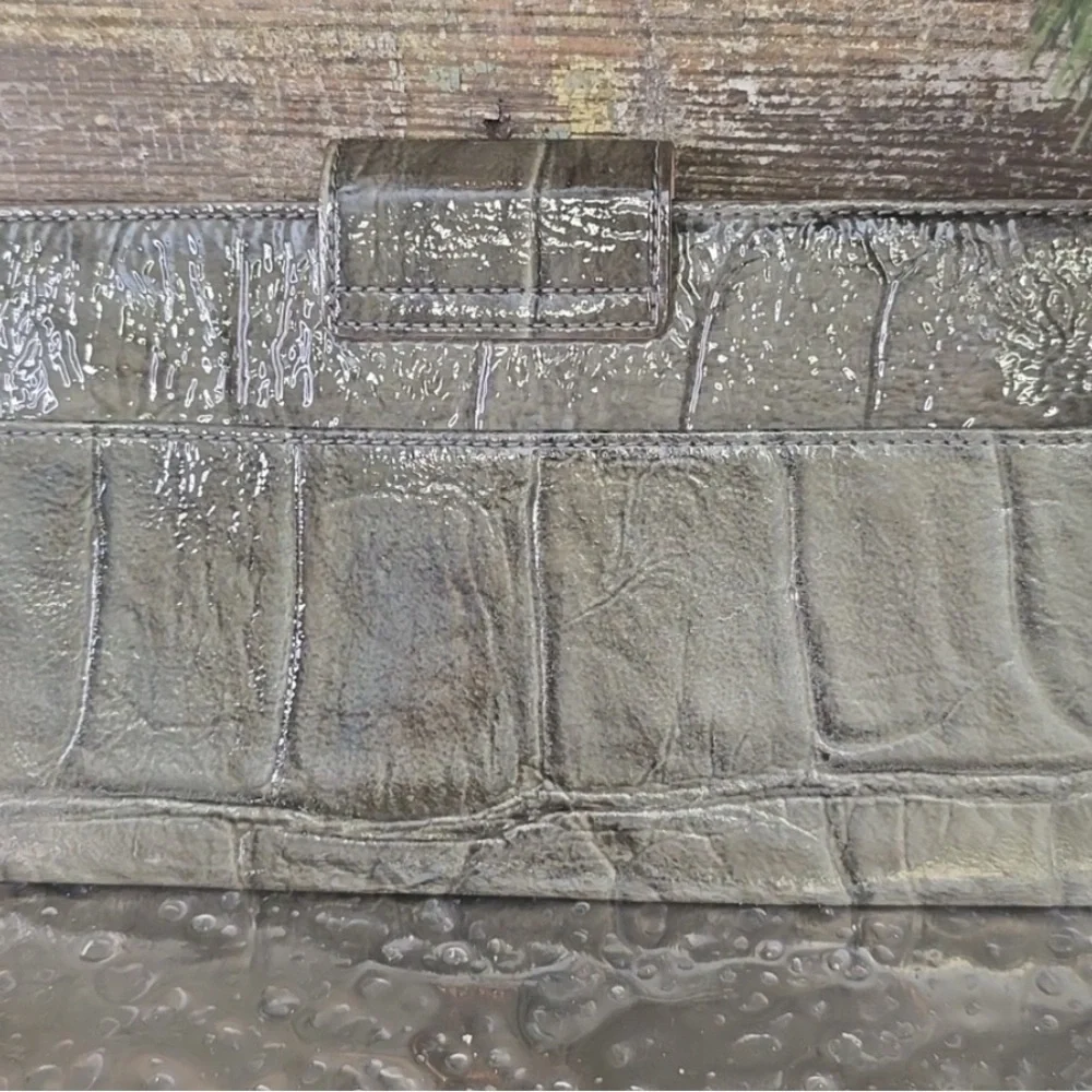 Kate Spade Rialto Place Neda Clutch - Picture 2 of 7